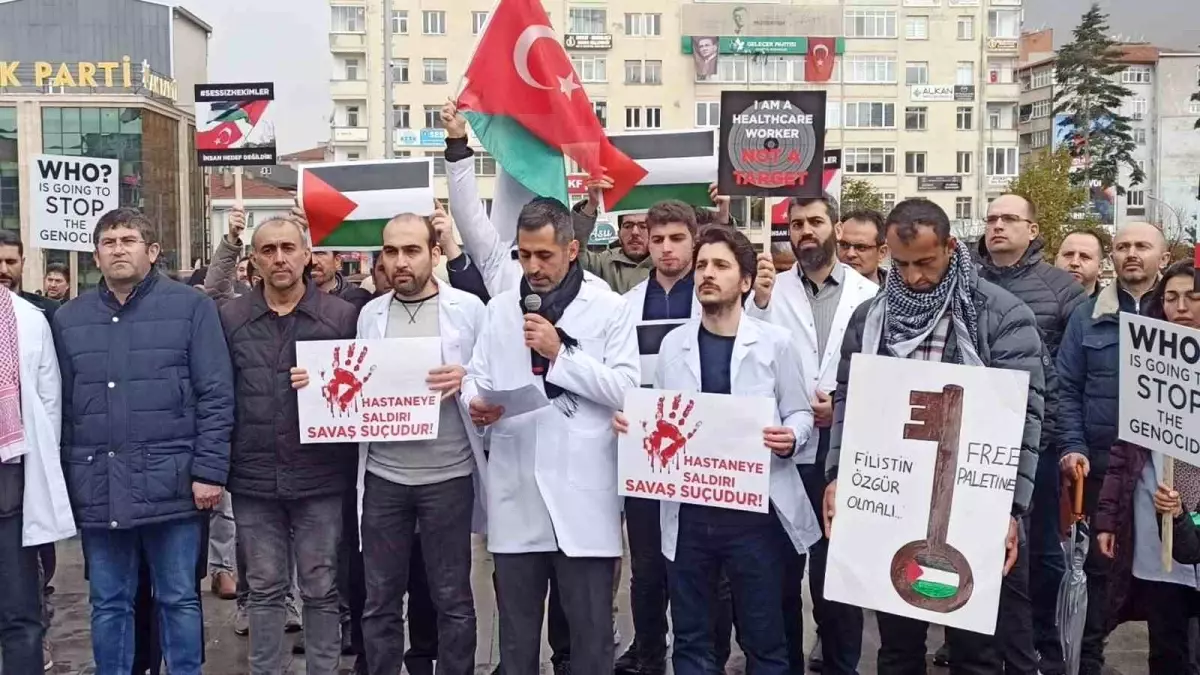 Bursa ve Balıkesir'deki Hekimler İsrail'i Protesto Etti