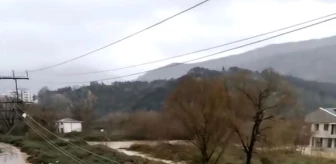 Yalova'da Kocadere Köyü'nde Su Baskını: Mahsur Kalan Vatandaş Kurtarıldı