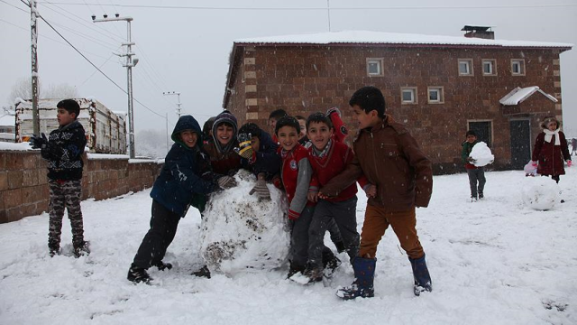 11 ARALIK OKULLAR TATİL Mİ 2023 MERSİN || Yarın Mersin'de okullar tatil mi, var mı, yok mu, ders işlenecek mi?