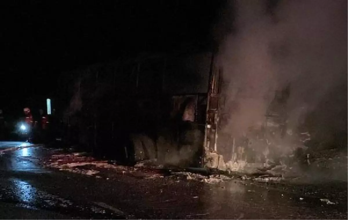 Malatya'da Yolcu Otobüsü Alev Aldı