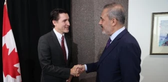 Dışişleri Bakanı Hakan Fidan, Kanada'da uluslararası girişimlerde bulunan mevkidaşlarıyla görüştü