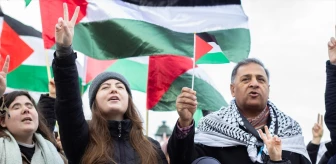 Lahey'de Filistin'e Destek Gösterisi Düzenlendi
