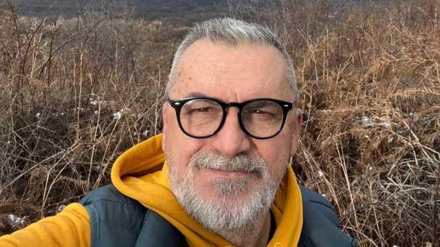 Kuzey Makedonya'da cinayetten aranan aşırı sağcı parti lideri Balıkesir'de yakalandı Kuzey Makedonya'da cinayetten aranan aşırı sağcı parti lideri Balıkesir'de yakalandı