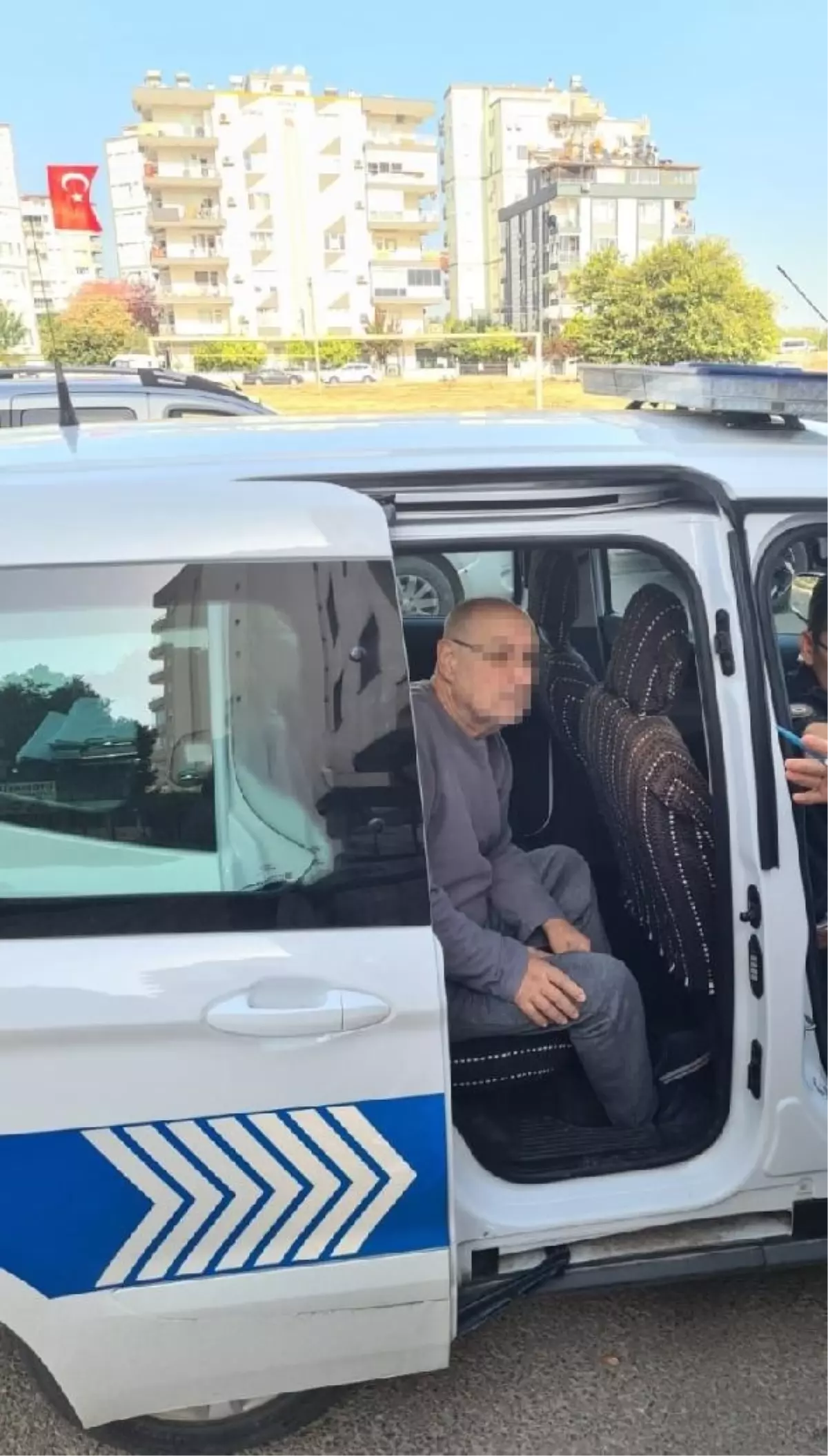 Komşusu Otomobilini Çizdi, 350 Bin TL Zarar Verdi