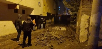 Diyarbakır'da Bahçe Duvarı Devrildi: 1 Yaralı