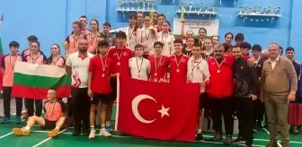 Bergama Belediyesi Spor Kulübü, Balkan Badminton Şampiyonası'nda şampiyon oldu