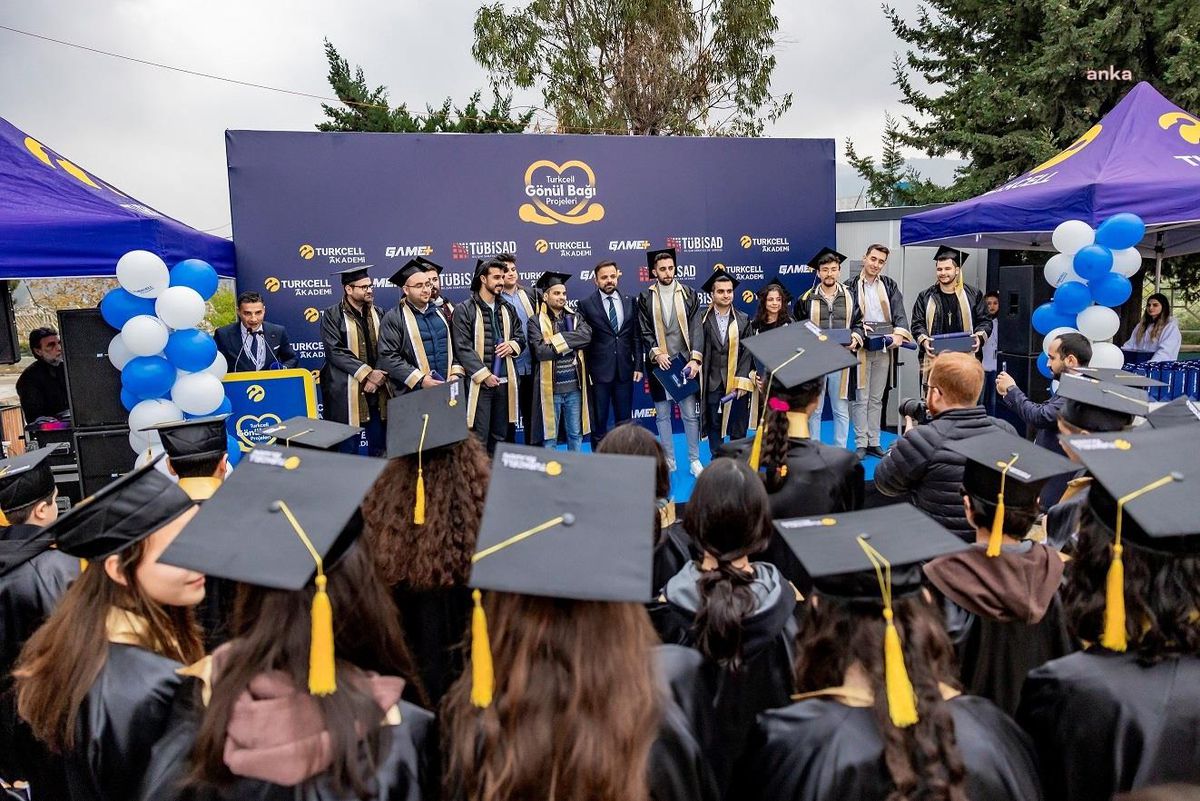 'Gönül Bağı' İlk Mezunlarını Verdi