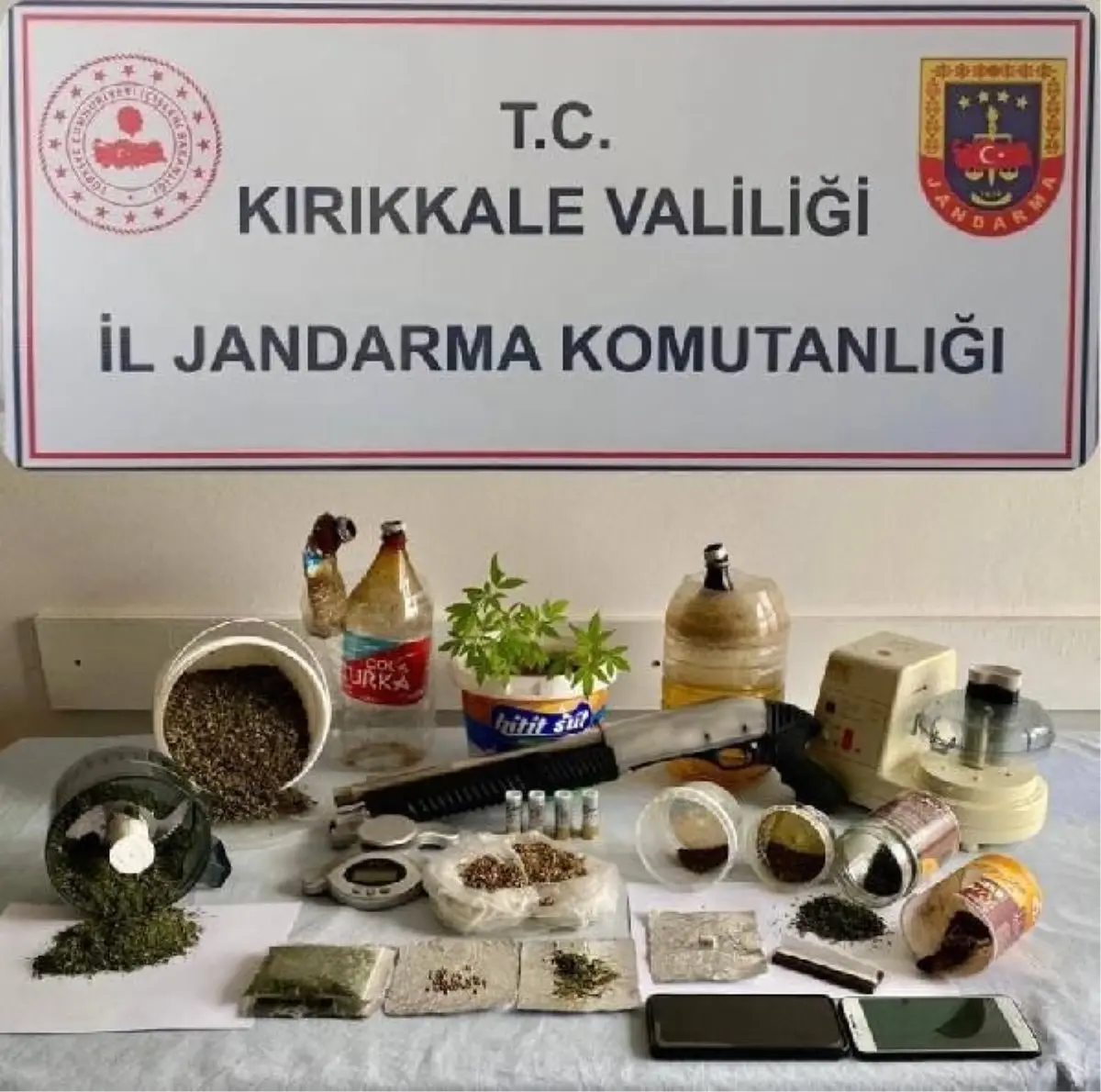 Kırıkkale'de Uyuşturucu Operasyonunda Yakalanan Zanlılardan Birisi Tutuklandı