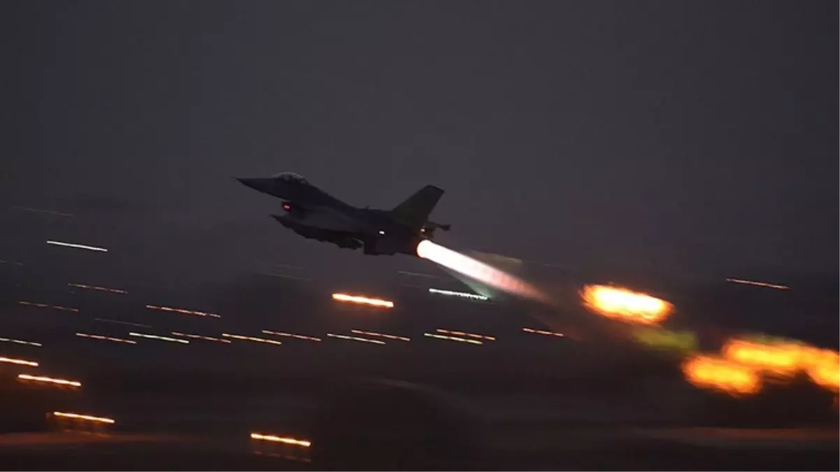 Kuzey Irak'a düzenlenen hava harekatında PKK'ya ait 13 hedef imha edildi