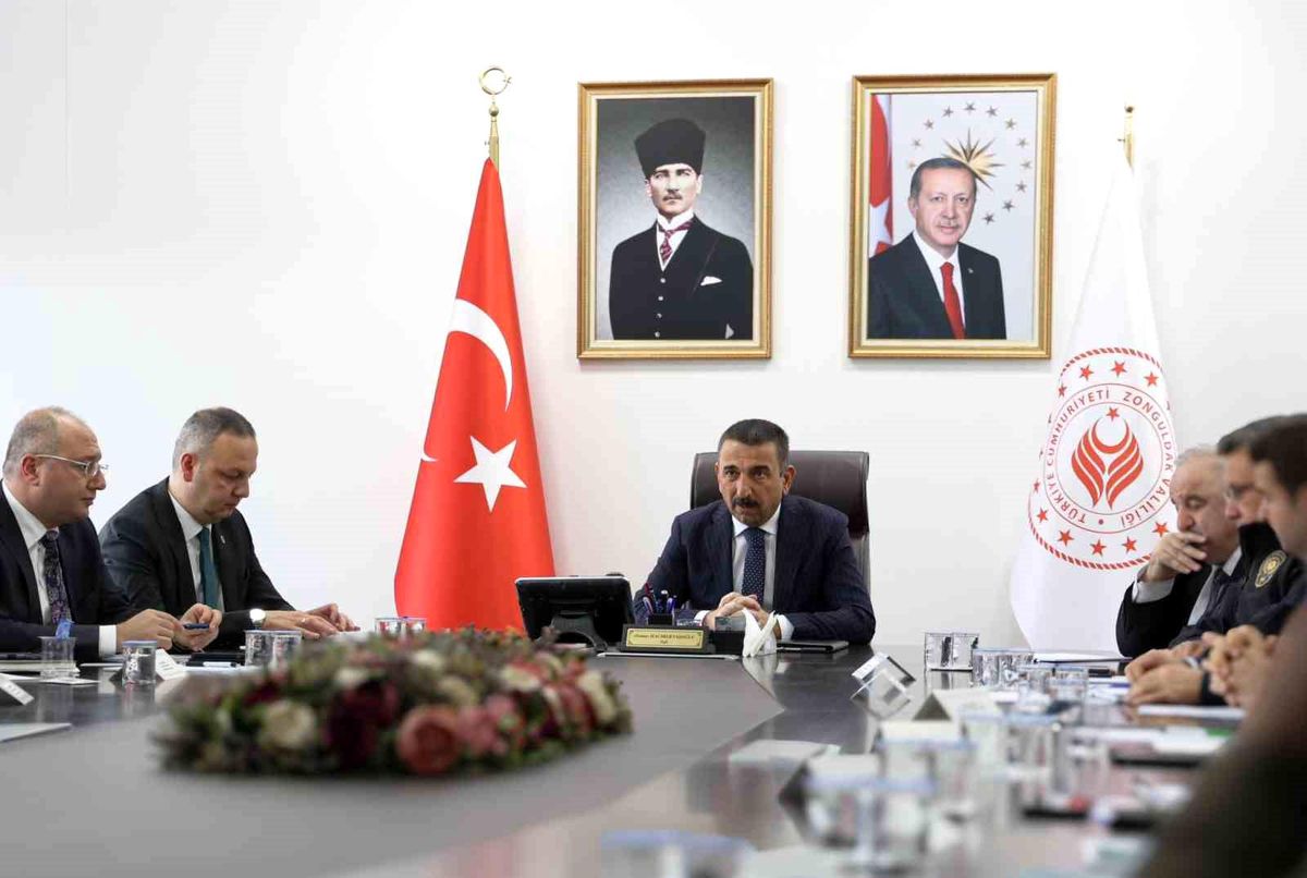 Zonguldak'ta Fevkani Köprüsü'nün yeniden inşası için toplantı yapıldı