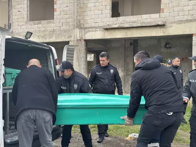 13 yaşındaki çocuk, 12 yaşındaki çocuğu öldürdü! Bilgisayar oyunundan etkilenmiş 13 yaşındaki çocuk, 12 yaşındaki çocuğu öldürdü! Bilgisayar oyunundan etkilenmiş