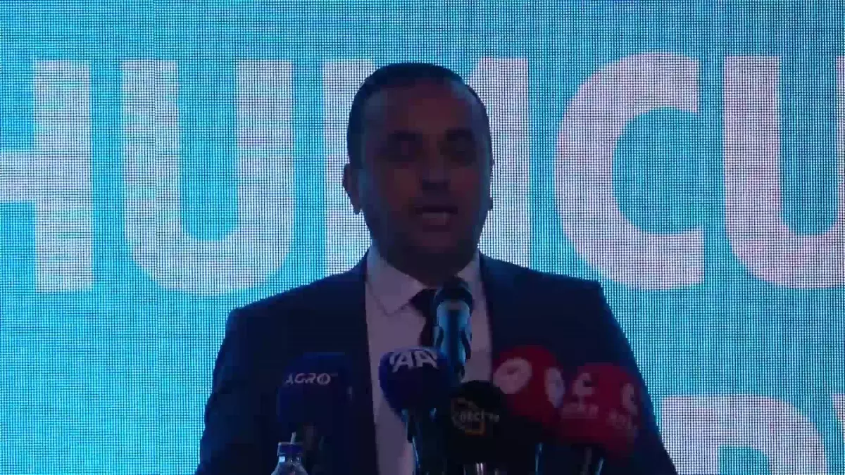 Tarım ve Orman Bakanı Yumaklı: 'Cumhuriyet Tarihinin İlk Yerli ve Milli, Hastalıklara Dayanıklı Şeker Pancarı Tohumunu 2025'te Üreticilerle...