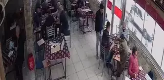 Kahvehanede Okey Oynayan İki Kişi Arasında Kavga Çıktı