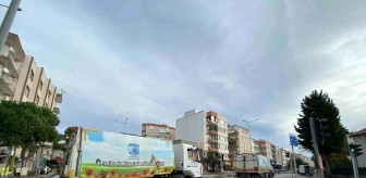 Çanakkale Belediyesi Cadde Temizliği Yaptı