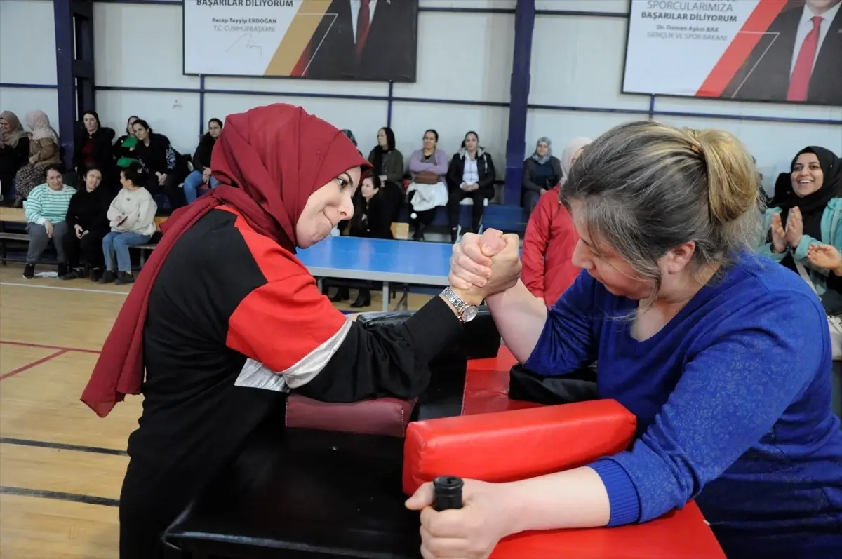 Çukurca'da Kadınlar Spor Yapıyor Etkinliği Gerçekleştirildi