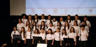 Samsun BİLSEM Çocuk ve Gençlik Korosu 'Dilden Dile Ezgiler' Konseri Verdi