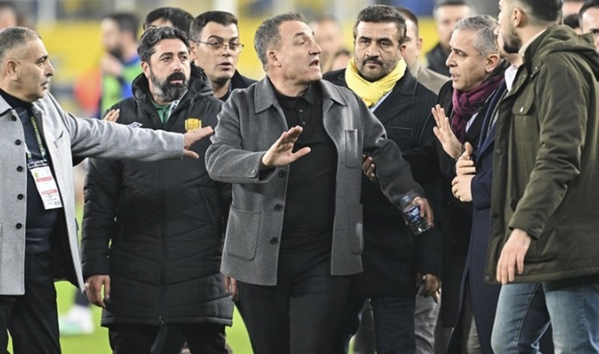 Sürekli hak mahrumiyeti cezası nedir?