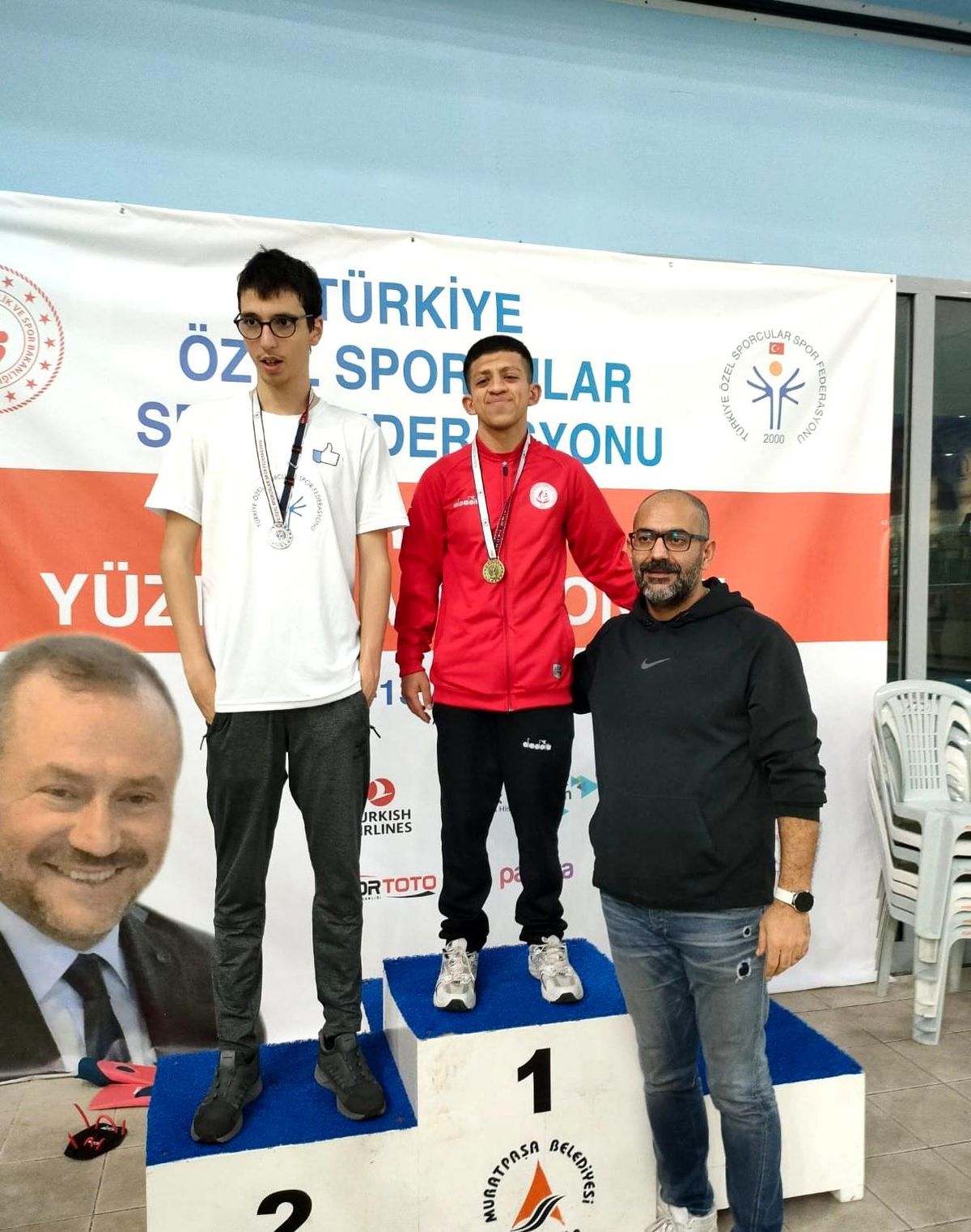 Aydınlı Sporcu Erdem Günay Atacan Türkiye Yüzme Şampiyonası'ndan 3 Madalya İle Döndü