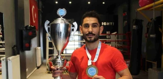 Emre Karaca, Portekiz'de dünya şampiyonu oldu