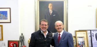Nebil Özgentürk, Yılmaz Büyükerşen'i ziyaret etti