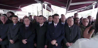 İYİ Parti Kocaeli Milletvekili Lütfü Türkkan'ın halası Makbule Türkkan için cenaze töreni düzenlendi