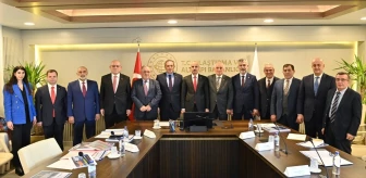 Trabzon Reel Sektör Platformu Temsilcileri Ulaştırma ve Altyapı Bakanı Abdulkadir Uraloğlu'nu Ziyaret Etti