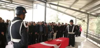 Silah Kazasında Şehit Olan Uzman Çavuş Toprağa Verildi