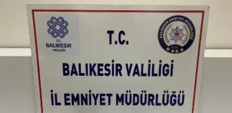 Balıkesir'de Otomobilde Uyuşturucu Madde Ele Geçirildi