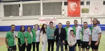 Cide'de düzenlenen voleybol turnuvası sona erdi