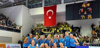 Fenerbahçe Opet, Çukurova Belediyespor'u 3-0 Yendi