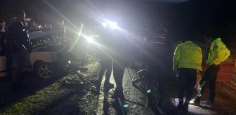 Karabük'te Kontrolden Çıkan Otomobiller Çarpıştı: 3 Yaralı