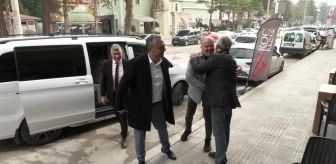 Muratpaşa Belediye Başkanı Ümit Uysal Elmalı'da ziyaretlerde bulundu