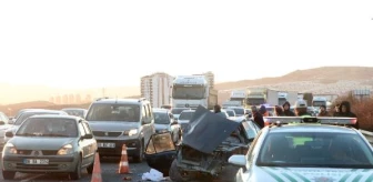 Ankara'da otomobil ve kamyon çarpıştı: 1 ölü, 4 yaralı