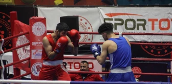 Büyük Erkekler Türkiye Ferdi Boks Şampiyonası Samsun'da Başladı