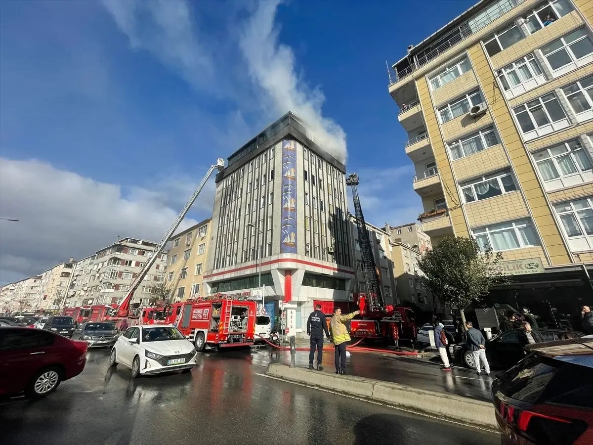 Güngören'de hastanede yangın