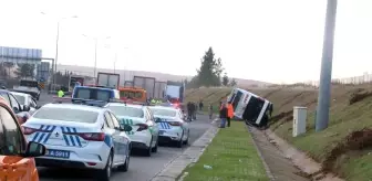 Şanlıurfa'da otobüs tırla çarpıştı: 10 yaralı