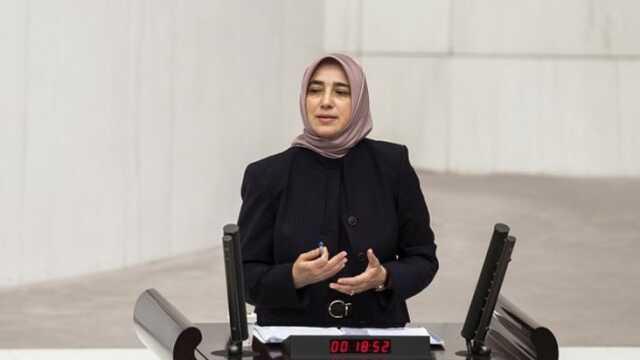 TBMM'de başörtüsü kavgası! Merve Kavakçı'yı hatırlatan AK Partili Zengin'e CHP'li Başarır'dan dikkat çeken yanıt