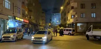 Bağcılar'da Manavda Silahlı Saldırı: 2 Yaralı