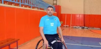 Çocuk Felci Sonrası Engelli Olan İdris Duru, Basketbolla Hayata Tutundu