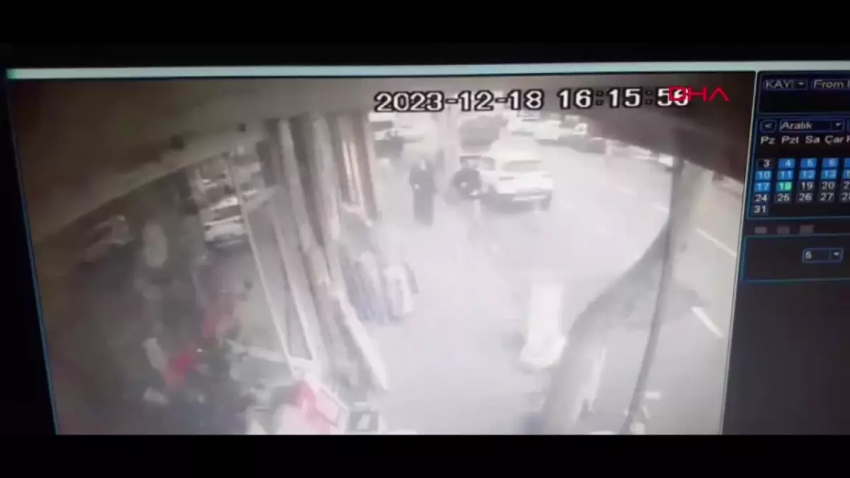 Sarıyer'de İETT Otobüsünde Yangın Çıktı