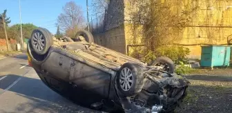 Çekmeköy'de otomobil kaza yaptı: 3 kişi yaralandı