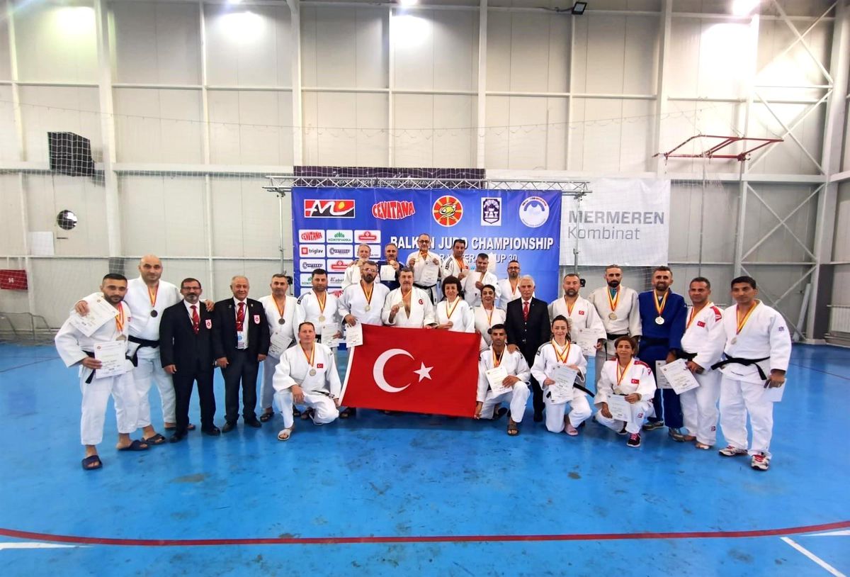 Diyarbakır Büyükşehir Belediyesi Sporcuları Spor Eğitim Merkezi'ne Girdi