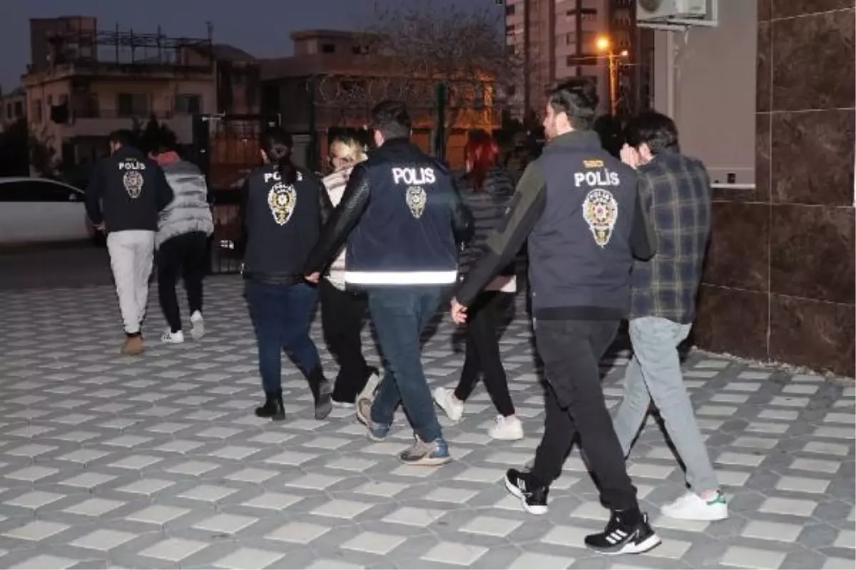 Mersin'de Yasa Dışı Bahis Operasyonu: 16 Şüpheli Gözaltına Alındı