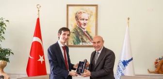 İtalya'nın İzmir Konsolosu Tunç Soyer'i ziyaret etti