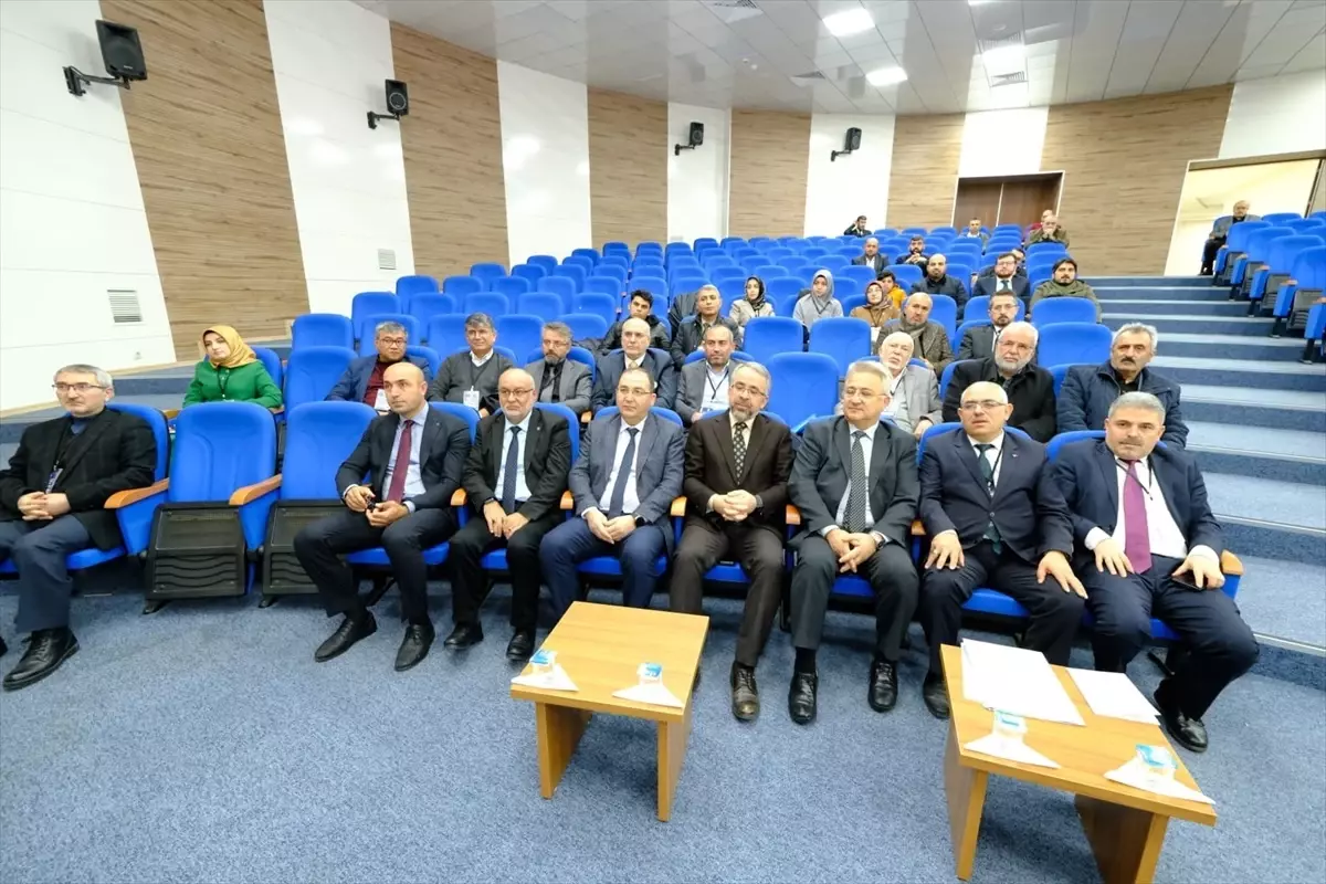 Tokat Gaziosmanpaşa Üniversitesi'nde Din Öğretimi Çalıştayı Gerçekleştirildi
