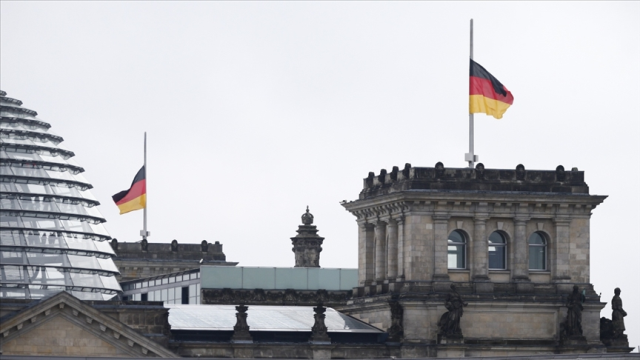 Almanya'da yeni vatandaşlık yasasıyla çifte vatandaşlık önü açılıyor