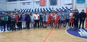 Mümtaz Turhan Proje Anadolu Lisesi Basketbol Takımı Liseler Arası Turnuvada Şampiyon Oldu