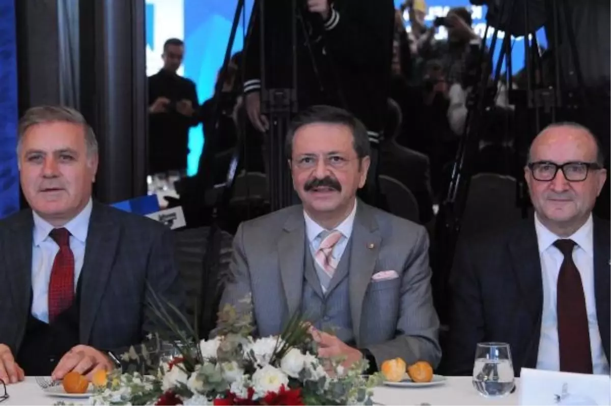 TOBB Başkanı Rifat Hisarcıklıoğlu, Kocaeli Sanayi Odası Ödül Töreni'ne katıldı