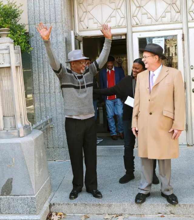 ABD'de 48 yıl haksız yere hapis yatan adamın masum olduğu ortaya çıktı ABD'de 48 yıl haksız yere hapis yatan adamın masum olduğu ortaya çıktı