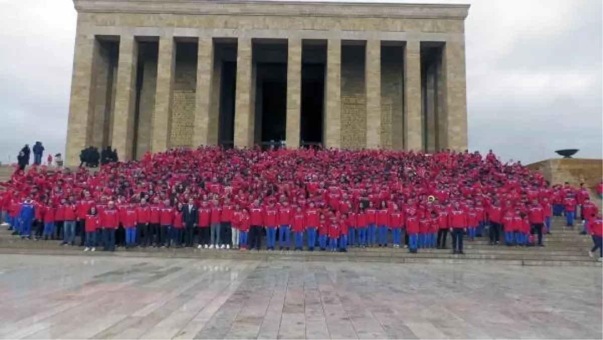 Altınordu, Cumhuriyet'in 100. yılında Anıtkabir'i ziyaret etti